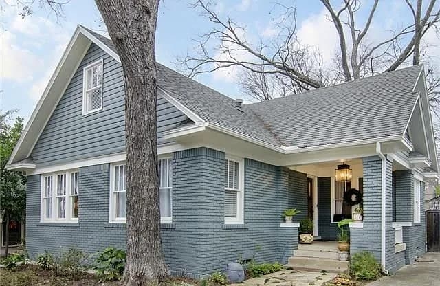OFF MARKET - HIGHLAND PARK